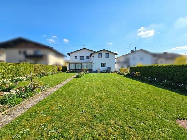 Preisupdate! Hochwertig saniertes Ein /Mehrfamilienhaus Wintergarten, Garten & Garage | Sattledt