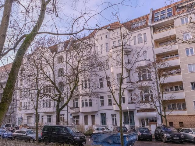 Exklusive 3 Zimmer Wohnung im Güntzel Kiez