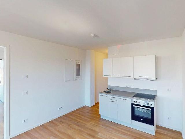Exklusive 1 Zimmer Wohnung: Top Lage in Mitte, hochwertige Ausstattung und Loggia