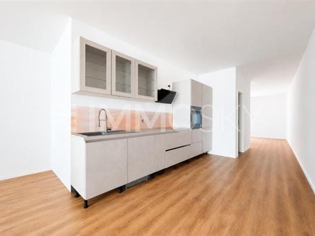 Exklusive 2,5 Zimmer Wohnung, komplett renoviert im Zentrum von Cossonay