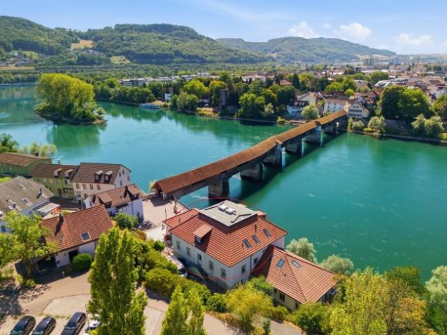 Exklusive 2.5 Zimmer Loftwohnung direkt am Rhein