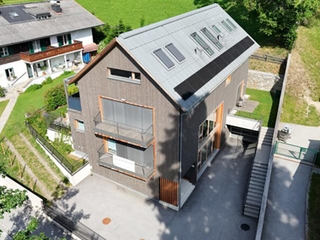 Exklusive 2,5 3,5 Zimmer Maisonettewohnung mit Terrasse und 1 2 TG Stellplätze im Zentrum von Goldegg