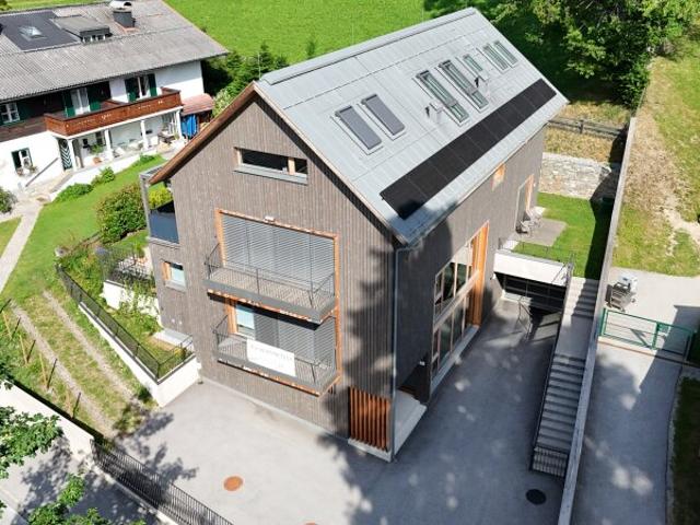Exklusive 2,5 3,5 Zimmer Maisonettewohnung mit Terrasse und 1 2 TG Stellplätze im Zentrum von Goldegg