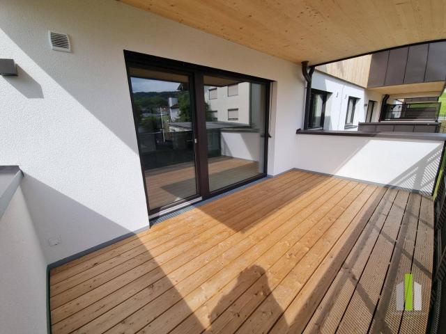 Exklusive 2 Zi. Wohnung mit Terrasse