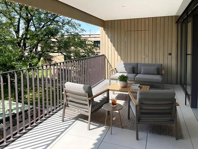 Exklusive 2 Zimmer Dachgeschosswohnung mit sonniger Terrasse