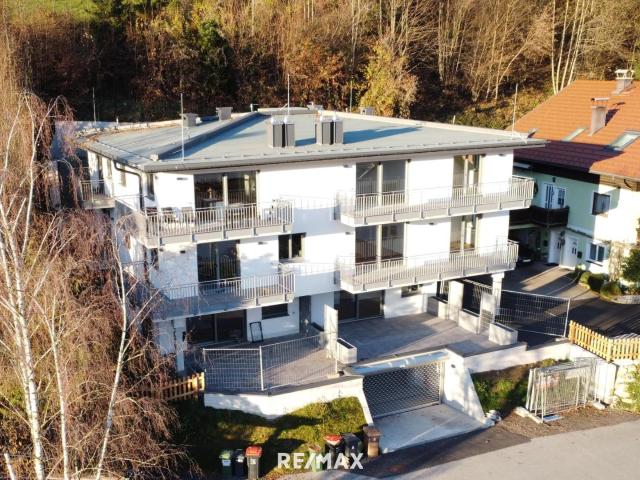 Exklusive 4.5 Zi Neubauwohnung mit See und Bergblick in Mondsee Tiefgraben