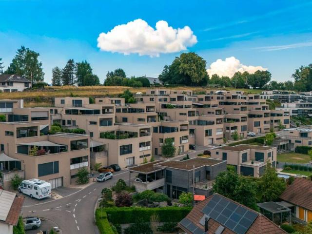 Exklusive 4.5 Zimmer Terrassenwohnung Modernes Wohnen auf höchstem Niveau