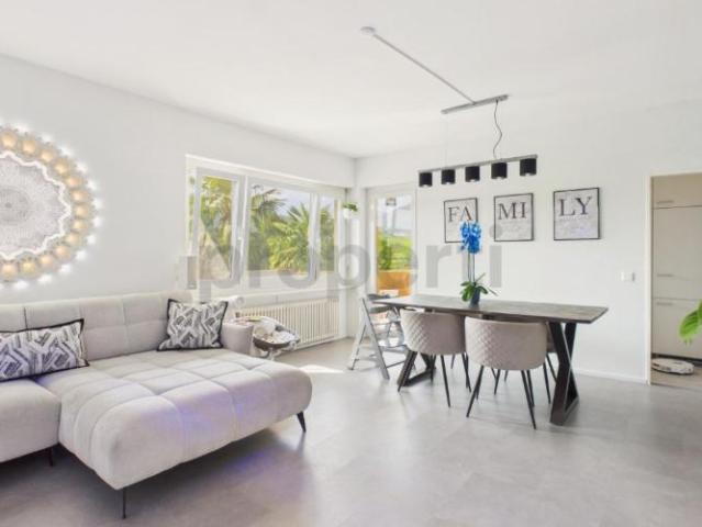 Exklusive 4.5 Zimmer Wohnung mit Gemeinschaftspool Erst und Zweitwohnsitz