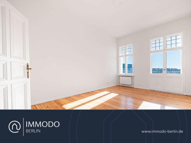 ? Exklusive 4 Zi Altbau Whg mit Spreeblick Erstklassig saniert in Friedrichshains Top Lage