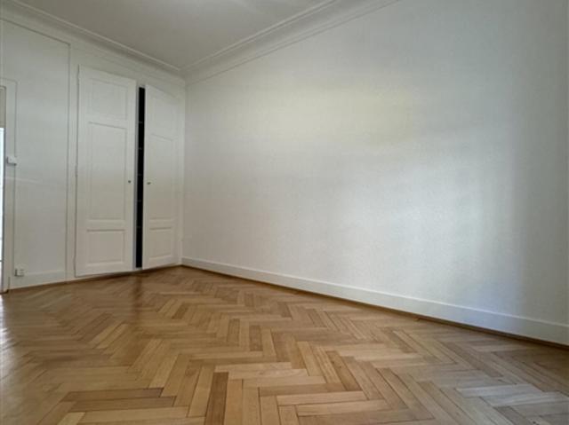 Exklusive 4 Zimmer Wohnung