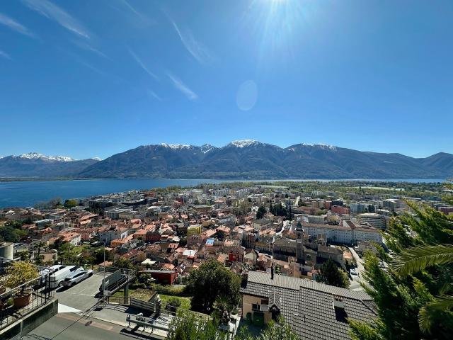 Exklusive 5.5 Zimmer Duplexwohnung mit Panorama Terrasse an Toplage