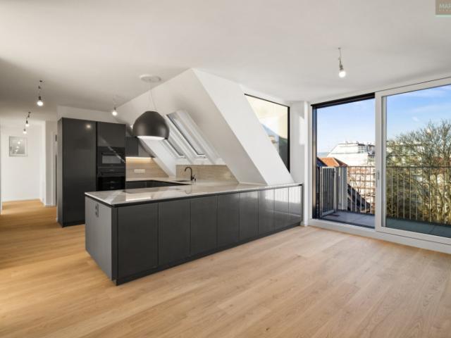 Exklusive 5 Zimmer Dachgeschoßwohnung mit Liftzugang und Dachterrasse
