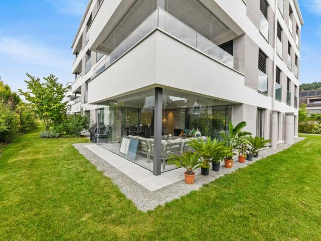 Exklusive Gartenwohnung mit Terrasse und idyllischem Garten in zentraler Lage