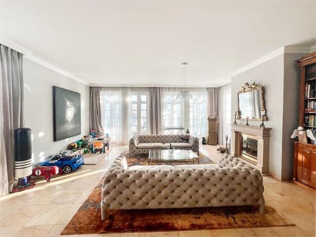 EXKLUSIVE DESIGNER NEUBAUVILLA 350.000, INTERIOR 600 Meter zum See