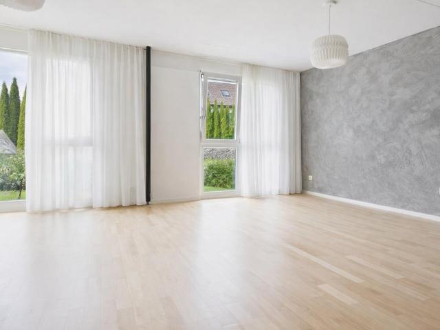 Exklusive Eigentumswohnung in Muri Gümligen – MFH mit nur 3 Parteien