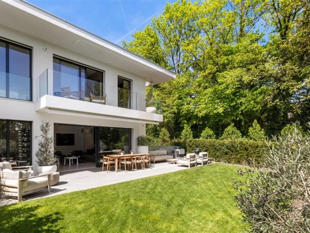 Exklusive Liste Schlüsselfertige zeitgenössische Villa in Vandoeuvres