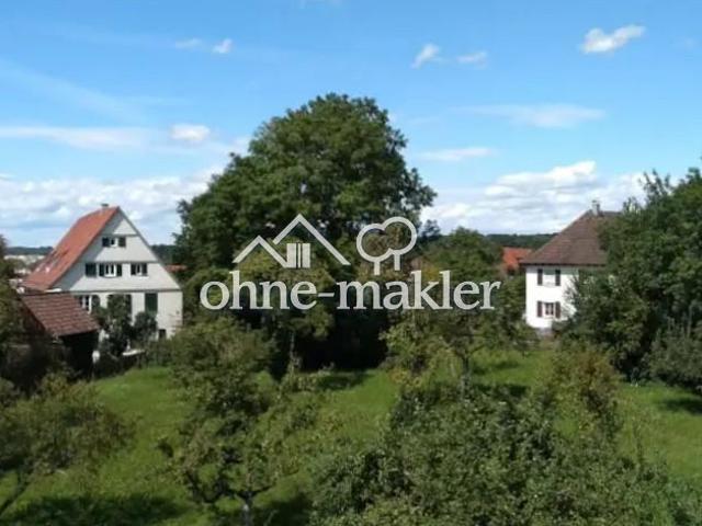 Exklusive möblierte Maisonettewohnung im Grünen mit TG Stellplatz
