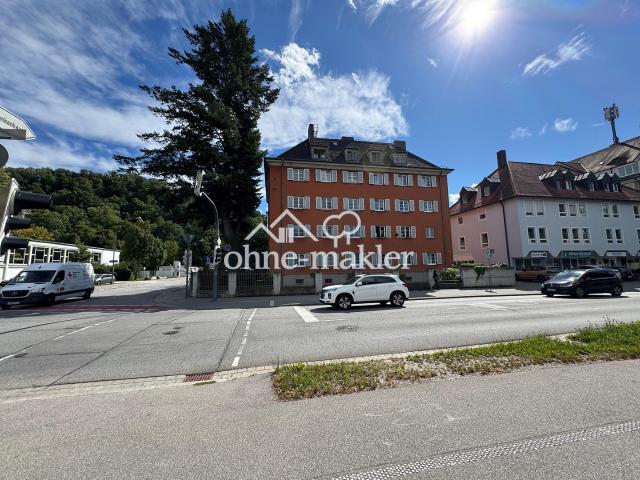 Exklusive, modernisierte 2 Zimmer Hochparterre Wohnung in Landshut
