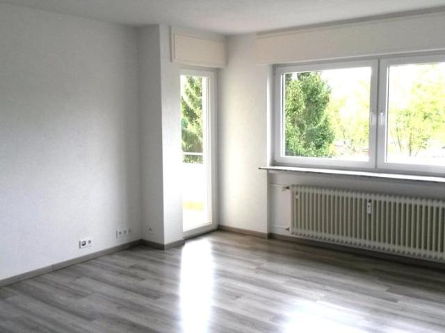 Exklusive 3 Z. Wohnung mit EBK, Balkon u. Garage in Baden Baden