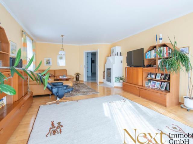 Exklusive Stadtvilla mit vielfältigen Möglichkeiten – Wohnen und Arbeiten im Zweifamilienhaus nähe KH Wels zu verkaufen!