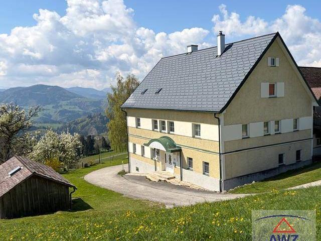 Vermiete Bauernhaus in exklusiver Panoramalage in sonniger Höhenlage!
