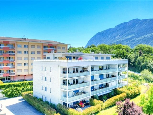EXKLUSIVE Prächtige 4 1/2 Zimmer Wohnung mit großzügigem Balkon