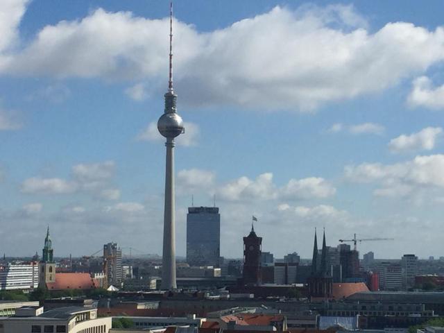 exklusive provisionsfreie 2 Zimmerwohnung im Herzen von Berlin