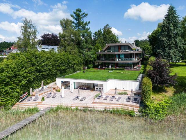Seeidylle trifft Luxus – Wohnung mit Bootsanlegestelle am wunderschönen Wörthersee