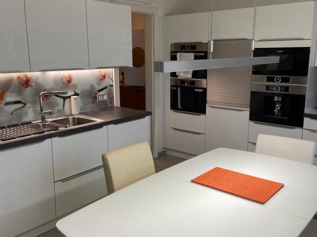 Preis gesenkt! Exklusive Wohnung in zentraler Lage!