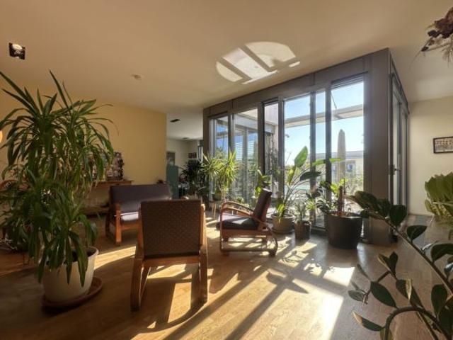 Exklusives Penthouse mit Kamin, Terrasse und Weitblick in Frankfurt Bockenheim