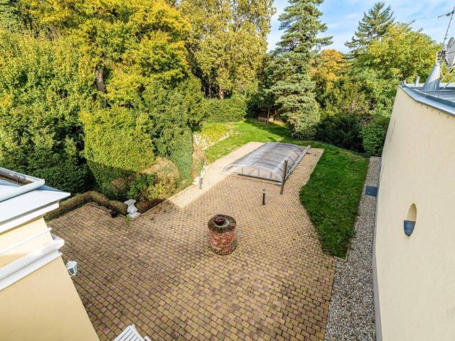 Exklusive Villa in begehrter Lage | Grundstücksfläche ca. 3.718m2