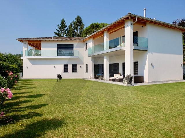 EXKLUSIVE VILLA MIT HALLENBAD IN MONTAGNOLA