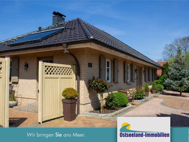 Exklusiver Bungalow mit freiem Blick ins Grüne