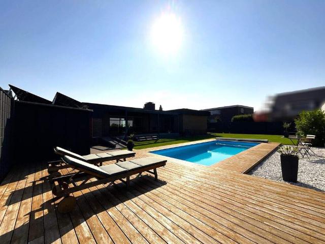 Exklusiver Bungalow mit Pool, Sauna & Kamin in Rheine Mesum