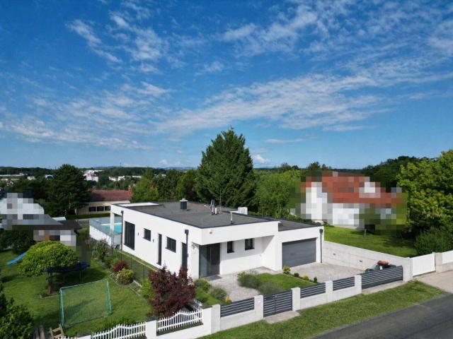 Exklusiver Design Bungalow mit Salzwasser Pool und Panoramablick über Oberpullendorf!