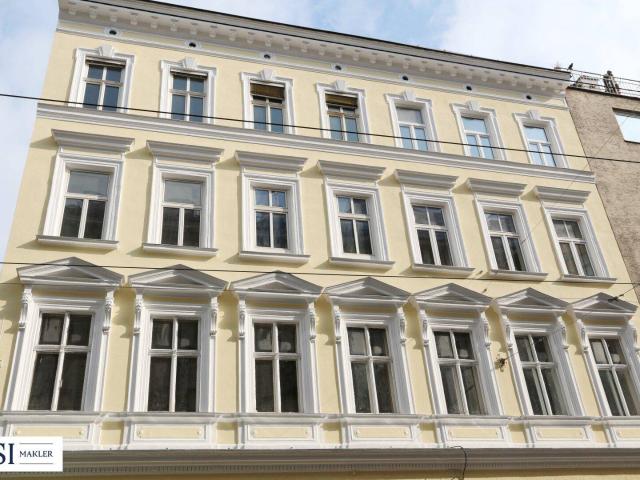 Exklusiver Erstbezug im Stilaltbau mit großzügiger Terrasse!
