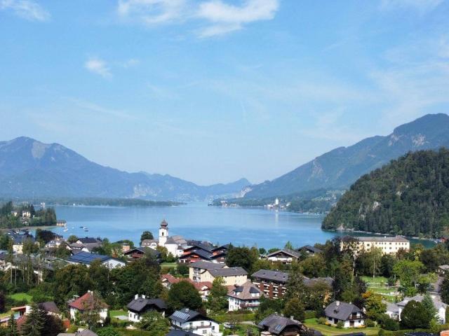 Exklusiver Projektstandort für touristisch angelehntes Zukunftsprojekt in einer der begehrtesten Lagen des Salzkammerguts am Wolfgangsee