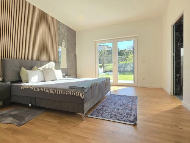 Exklusiver Wohntraum für die ganze Familie – stilvoller Bungalow in Launsdorf