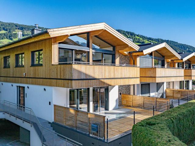 exklusives Neubauchalet in zentraler Ruhelage