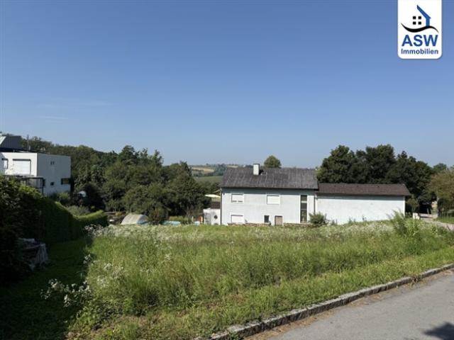Exklusives Baugrundstück für Einfamilienhaus oder Doppelhaus in zentraler, sehr begehrter Lage