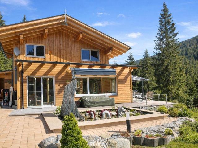 Exklusives Design Blockhaus in Ruhelage auf der Flattnitz – Luxus, Natur und Weitblick auf höchstem Niveau