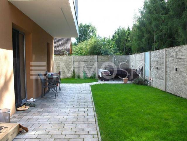 Elegantes Familienidyll mit großem Freiraum Hochwertig, neuwertig!