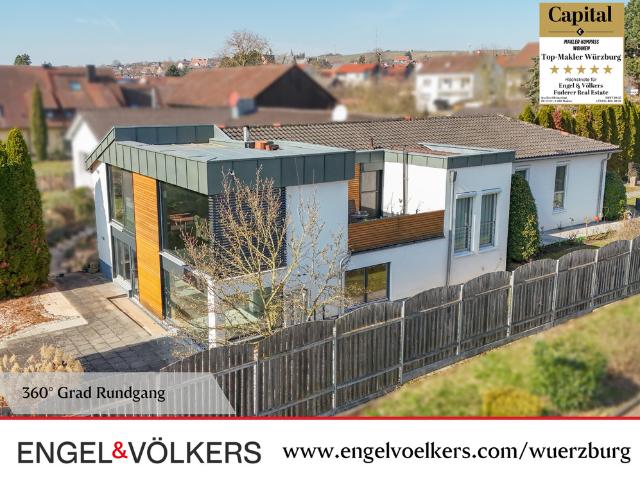 Exklusives Doppeleinfamilienhaus mit Wellnessbereich und zusätzlichem Gebäude
