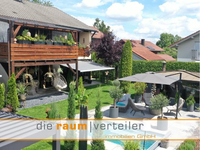 Exklusives EFH / ZFH in Top Lage in Bruckmühl, großes Gartengrundstück, Pool, Whirlpool, 2 Garagen