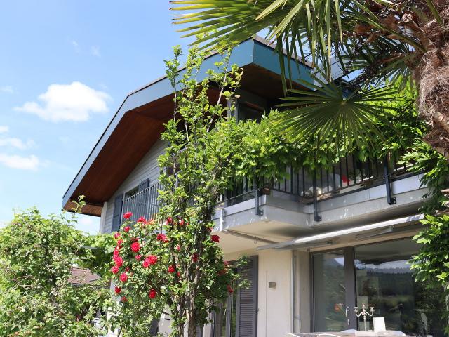 Exklusives Einfamilienhaus an bevorzugter Wohnlage in Faulensee