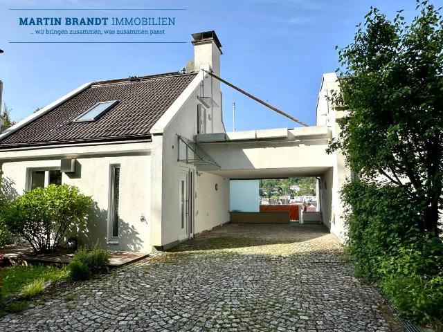 Exklusives Einfamilienhaus in traumhafter Taunuswohnlage mit Panoramaausblick in Hofheim Lorsbach