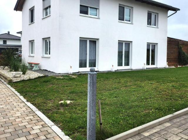 Exklusives Einfamilienhaus in Wallersdorf
