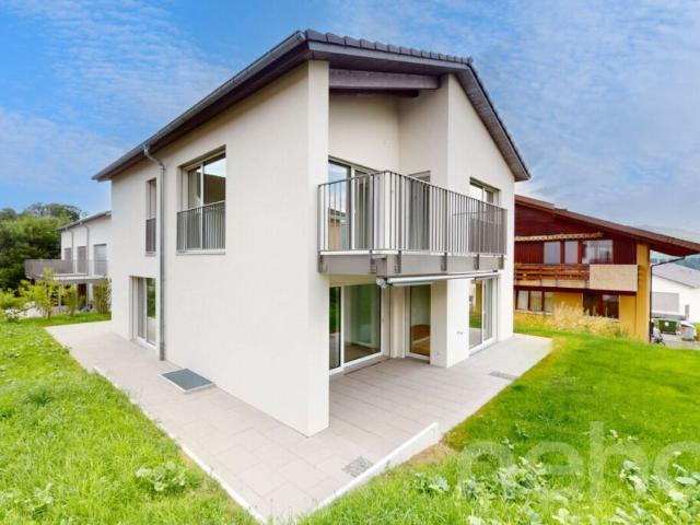 Exklusives Einfamilienhaus mit grosser Terrasse an ruhiger Lage