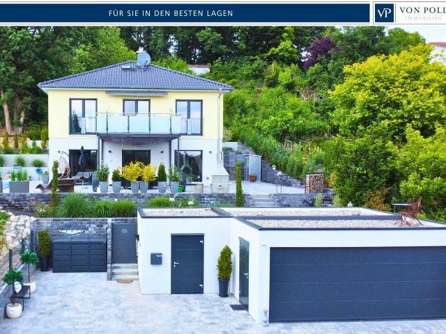Exklusives Einfamilienhaus mit Fernblick, Pool und Top Ausstattung Wohnen auf höchstem Niveau