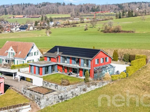 Exklusives Einfamilienhaus mit Weitsicht in idyllischer Lage